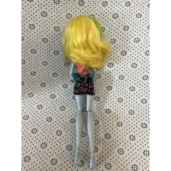 Monster High Doll Freaky Fusion Lagoona Blue Doll 2012 *missing tail/leg fins - Picture 3 of 5